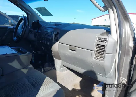 2006 Nissan Titan z USA, uszkodzony, nr VIN 1N6AA07B56N558069